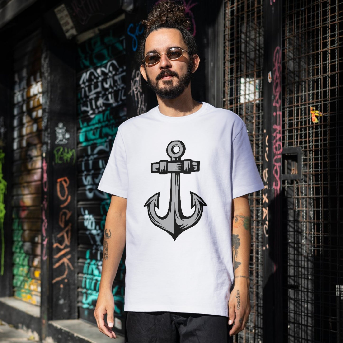 Create stunning art with a vintage anchor vector design