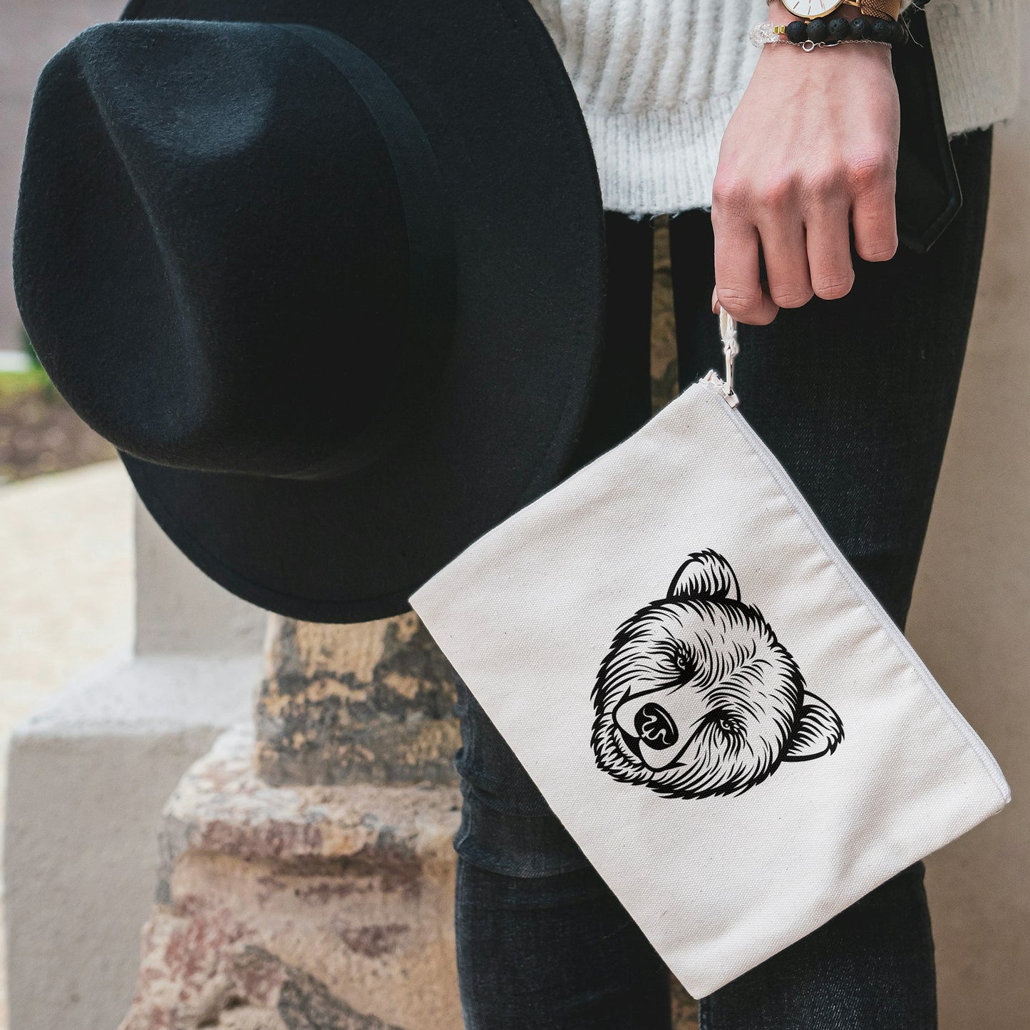 Creative bear head design for cutting machines