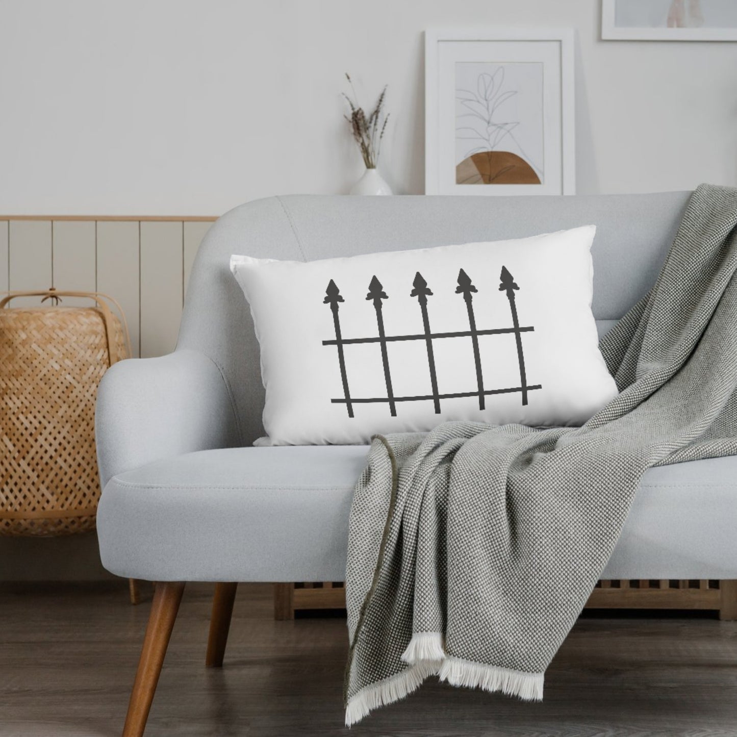 Elegant castle fence design for creative projects and crafts
