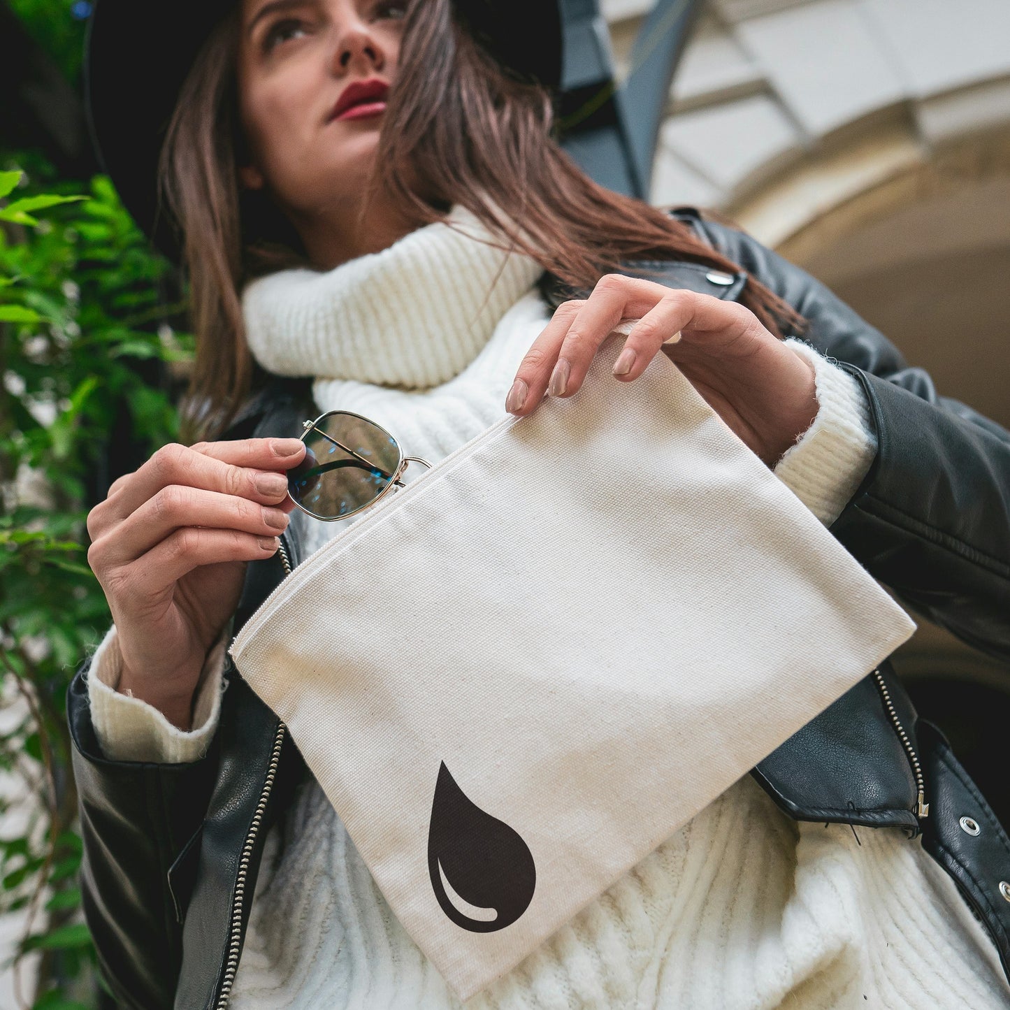 Create stunning crafts with a unique drop design for cutting