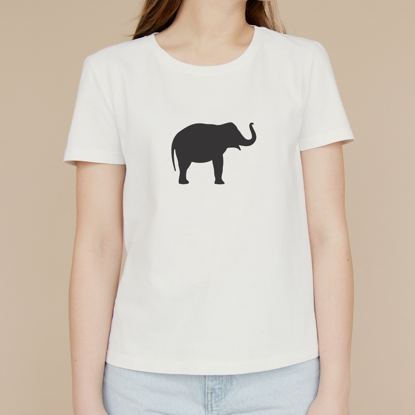 Stylized elephant silhouette for creative cutting projects