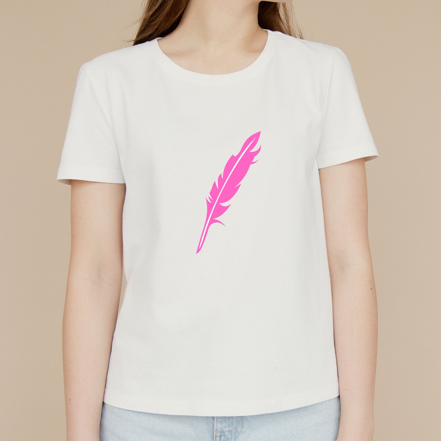 Elegant feather design for crafting and cutting machines