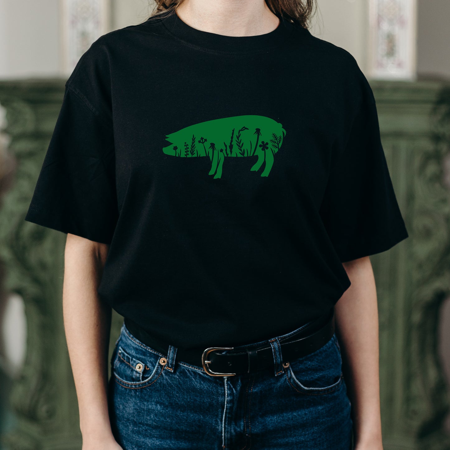 Floral pig silhouette design for creative crafts and projects