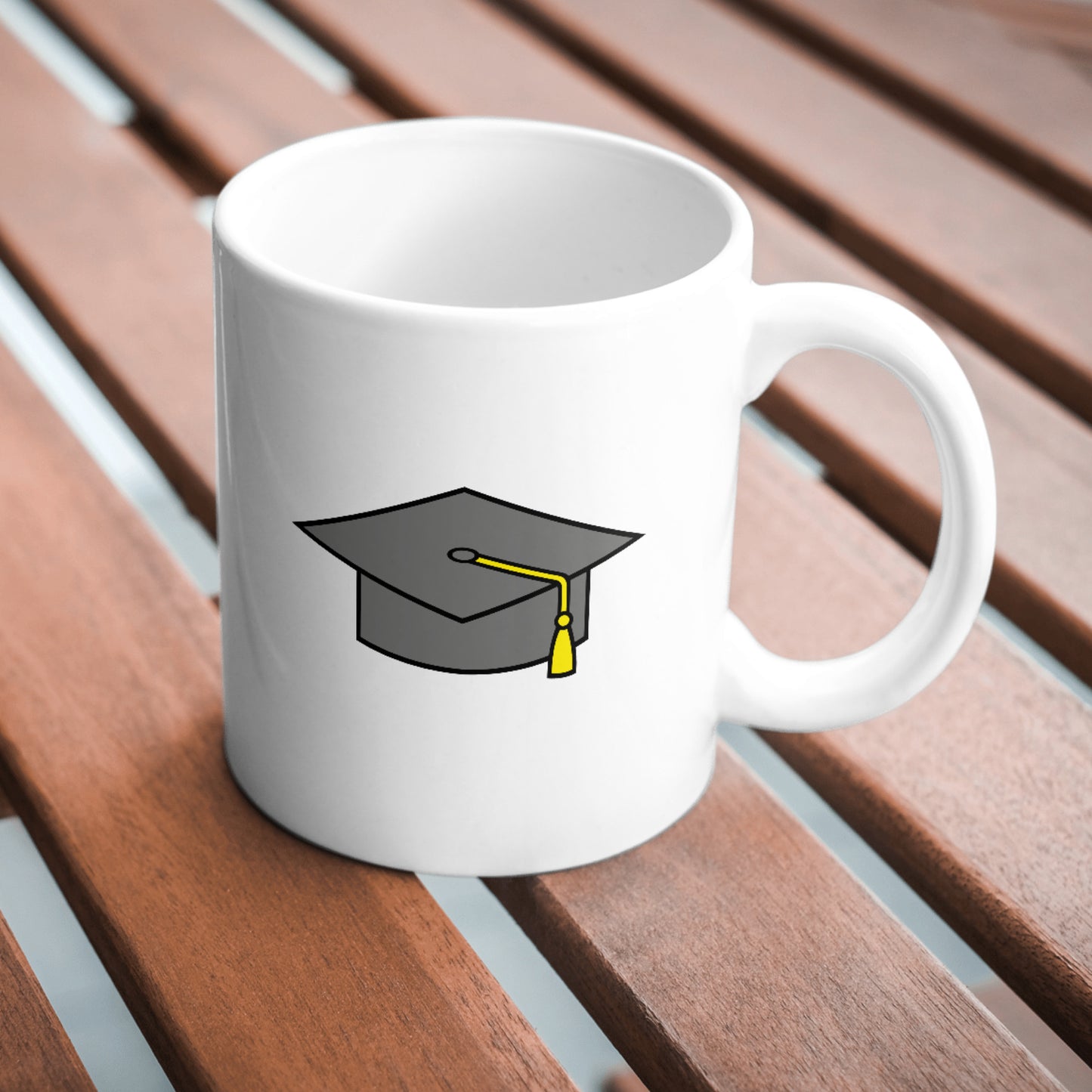 Celebrate graduation with this artistic cap design