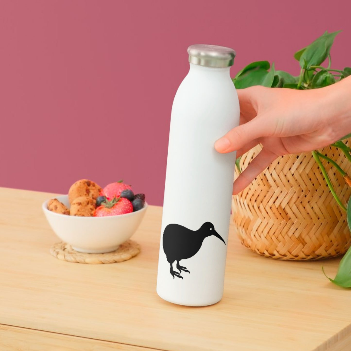 Unique kiwi bird silhouette design for cutting projects