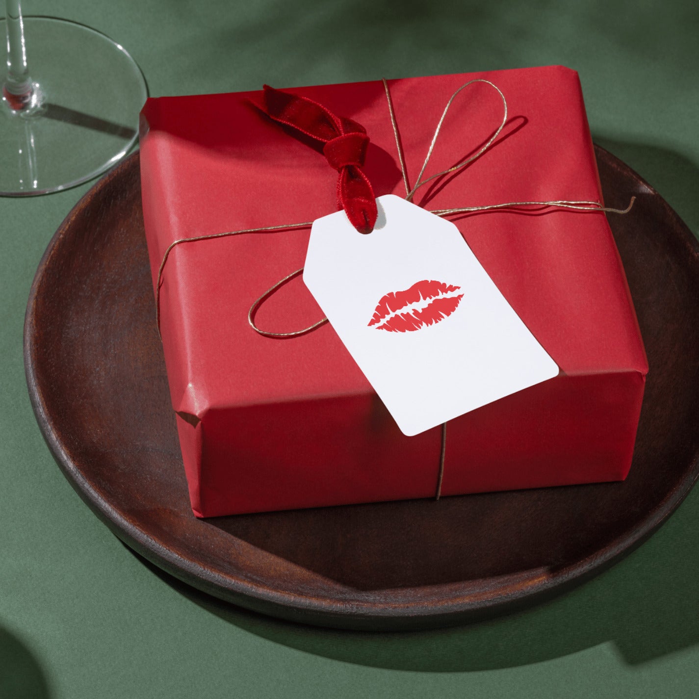 Creative kiss lips design for cutting machines