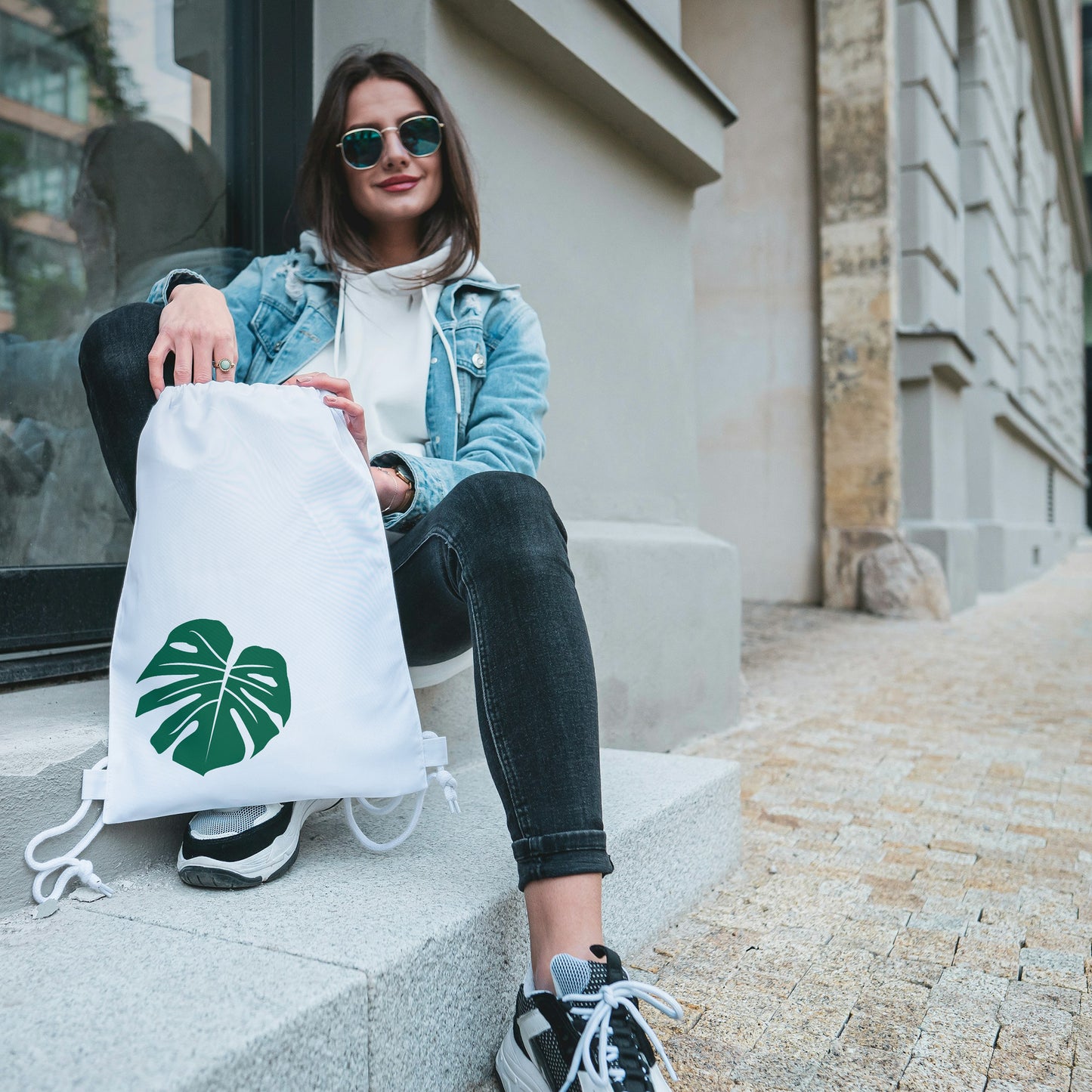 Tropical monstera leaf design perfect for cut files