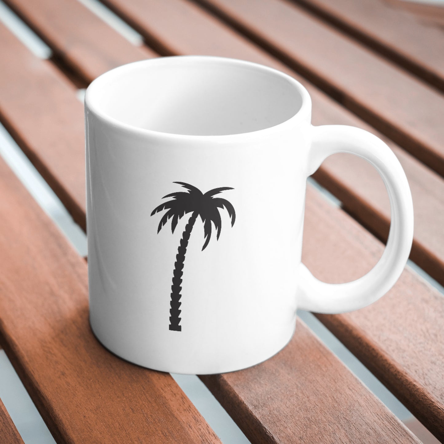 Elegant palm tree vector design for crafting projects