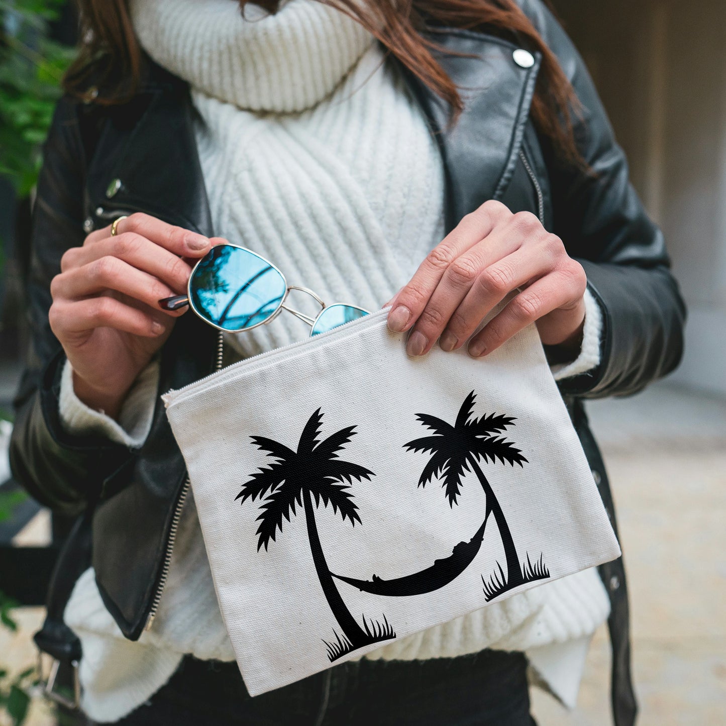 Layered palm tree design for creative cutting projects