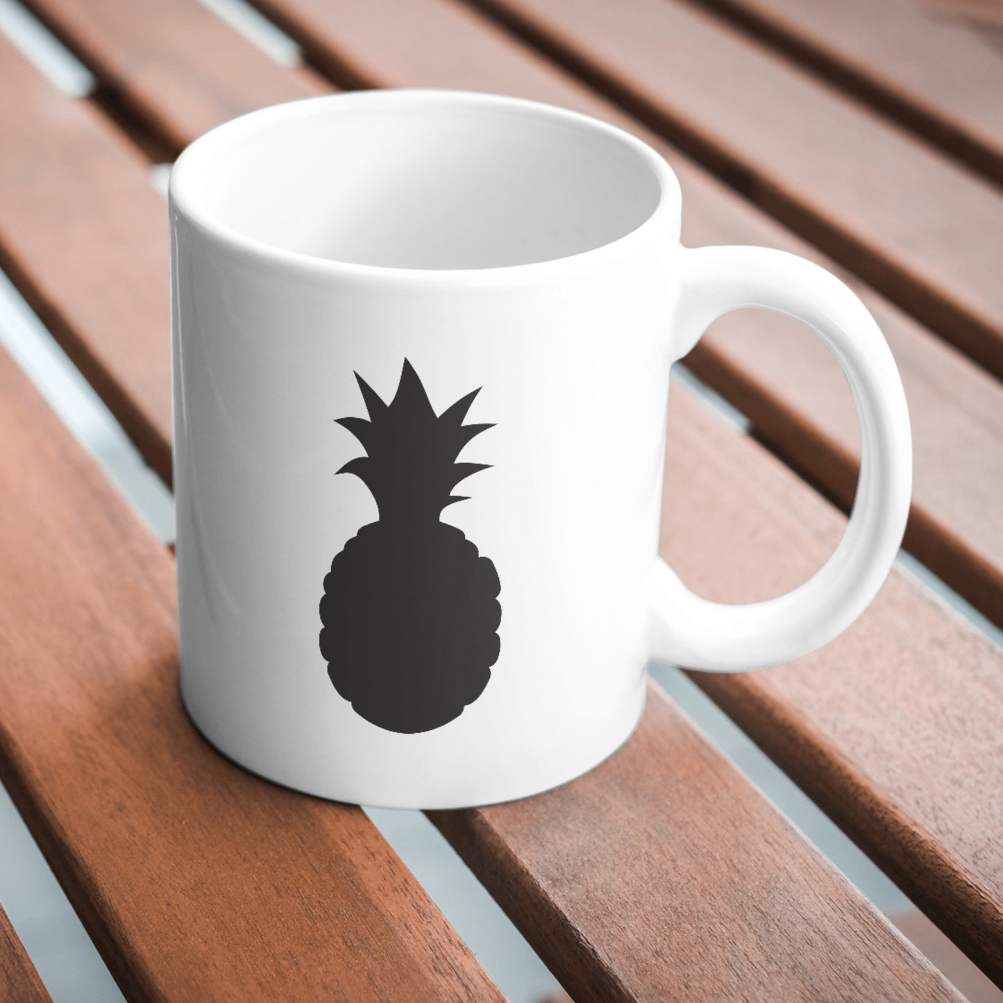 Creative pineapple silhouette perfect for cutting projects