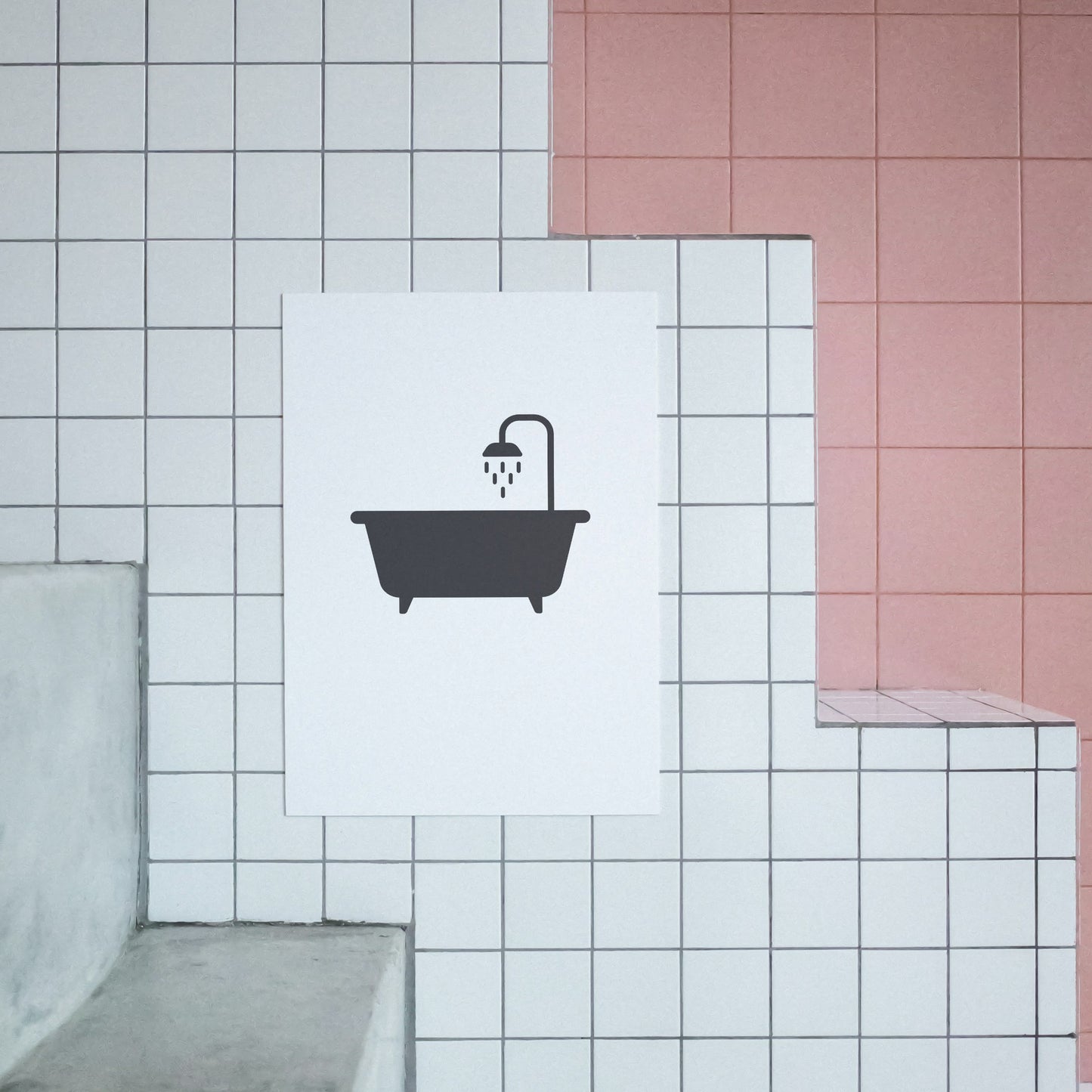 Stylish bathtub with shower design for cutting machine