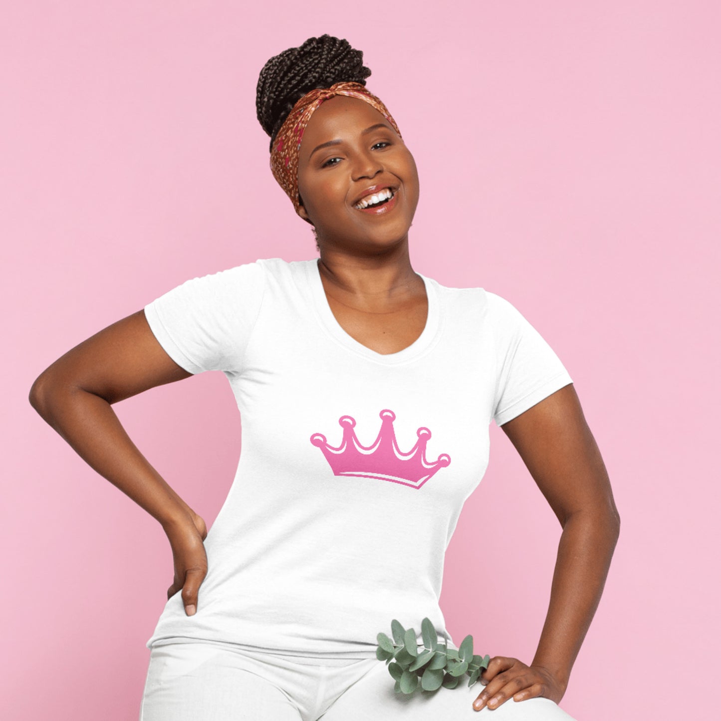 Creative pink crown design for fun crafting projects
