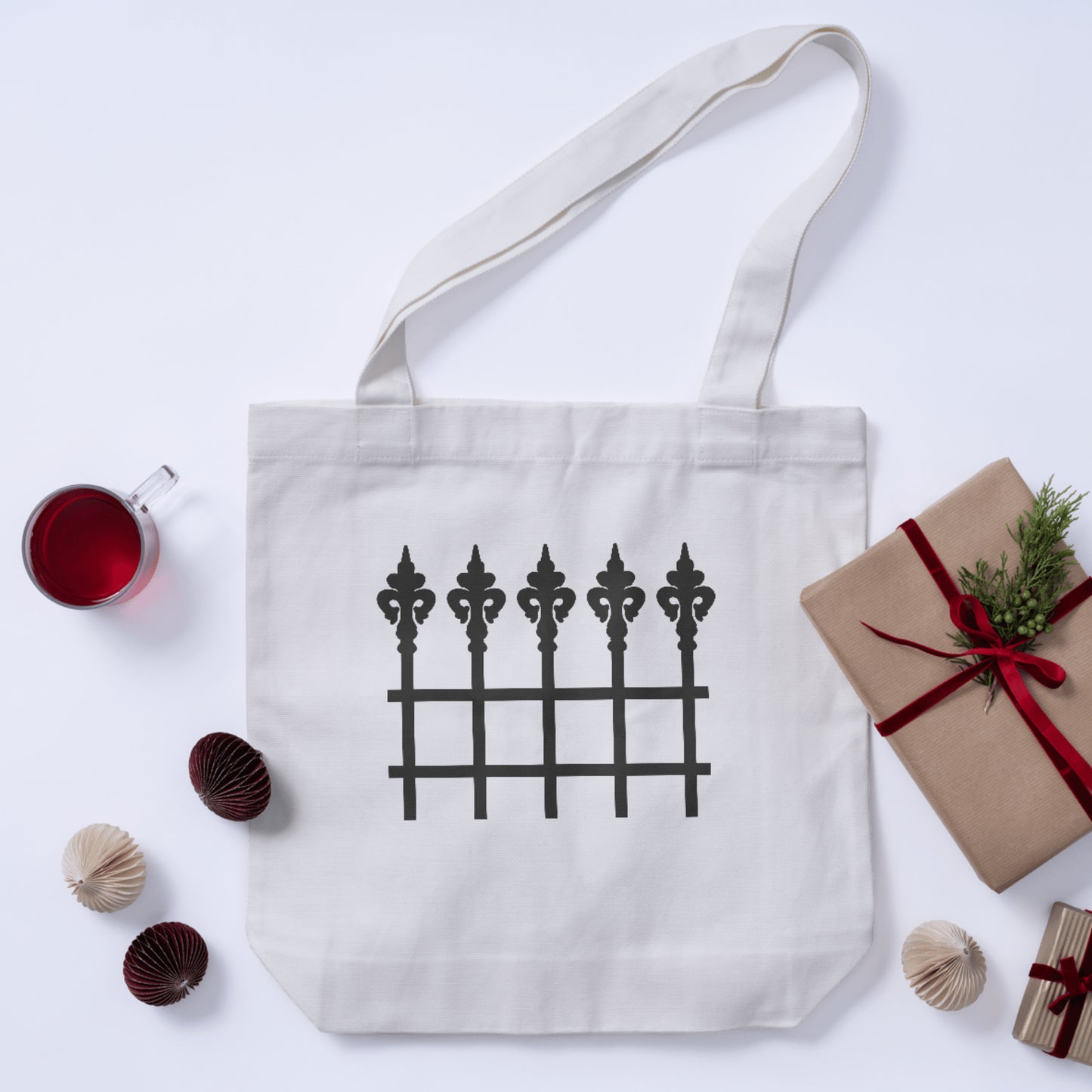 Elegant castle fence design for crafting projects