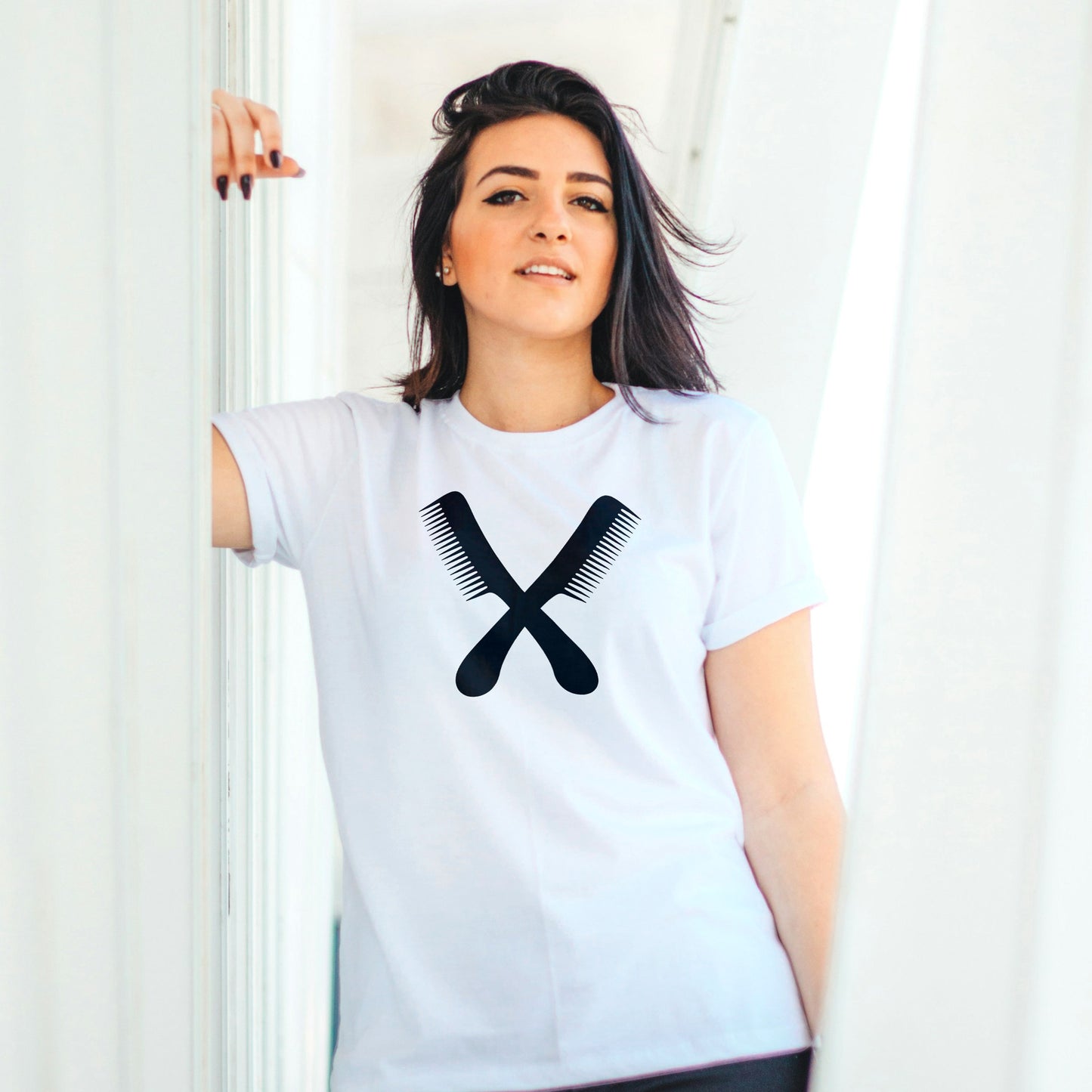 Crossed combs design in stylish vector format for crafting