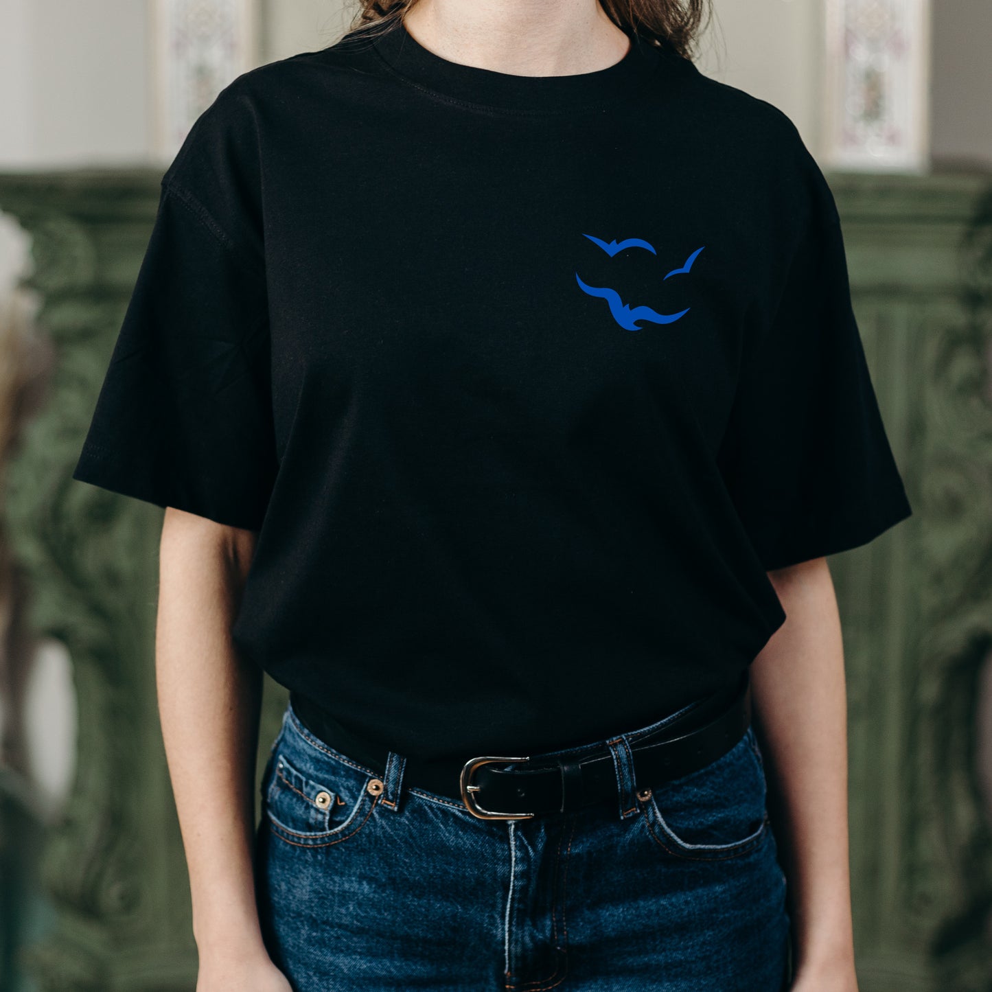 Elegant flight of birds in graceful silhouette design
