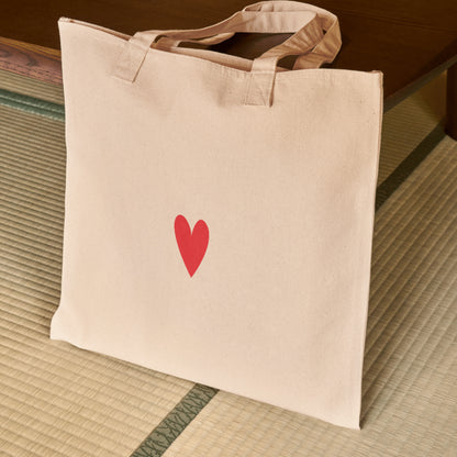 Simplistic red heart design perfect for crafting enthusiasts
