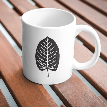 Beautiful leaf design perfect for crafting projects