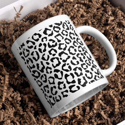 Stylish leopard print pattern for creative cutting projects