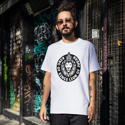 Majestic lion design for cutting machine enthusiasts