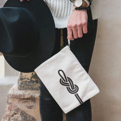 Intricate knot design for creative cutting machines