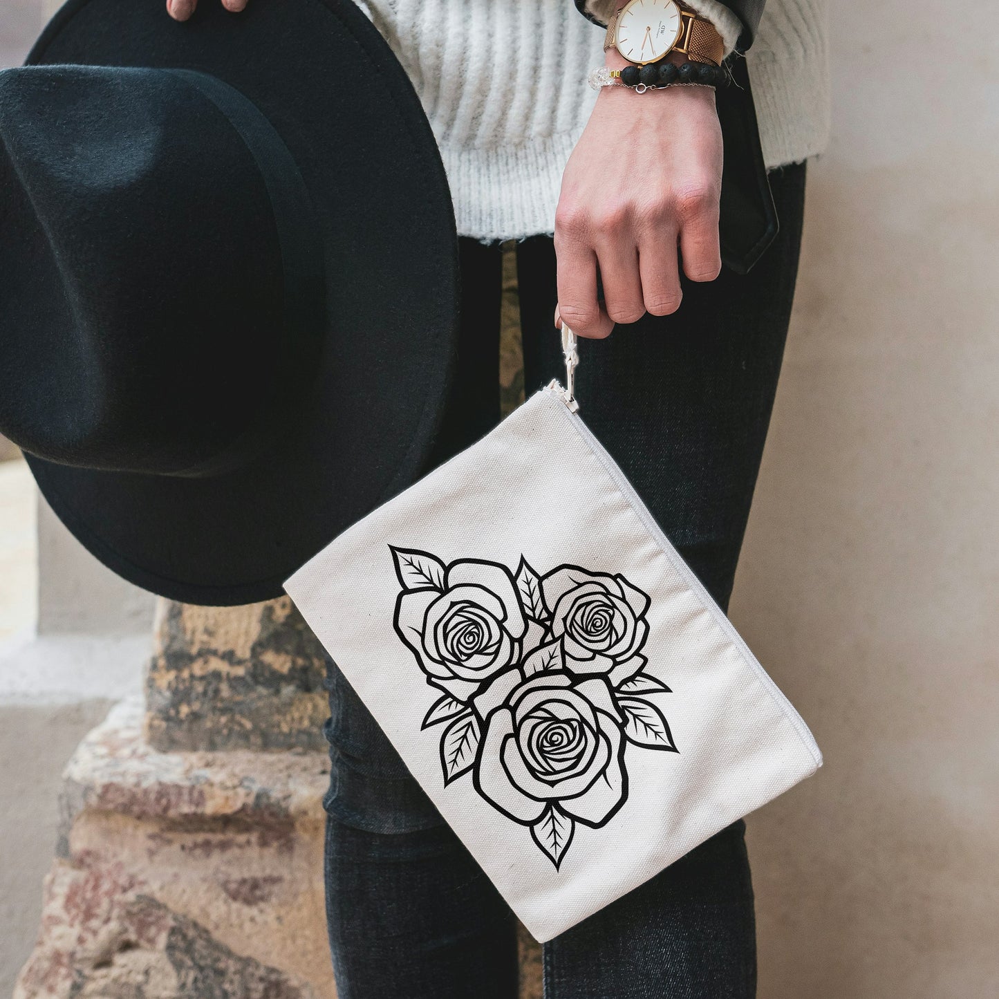 Elegant rose design ideal for crafting and decoration