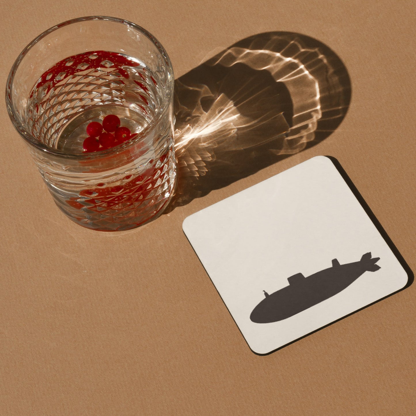 Unique vector submarine design for cutting machines